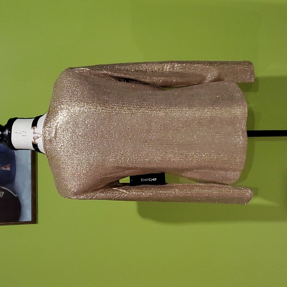 Top - Picture 2 of 6